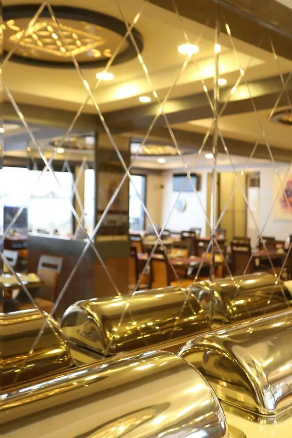 Life Corner Hotel Σμύρνη